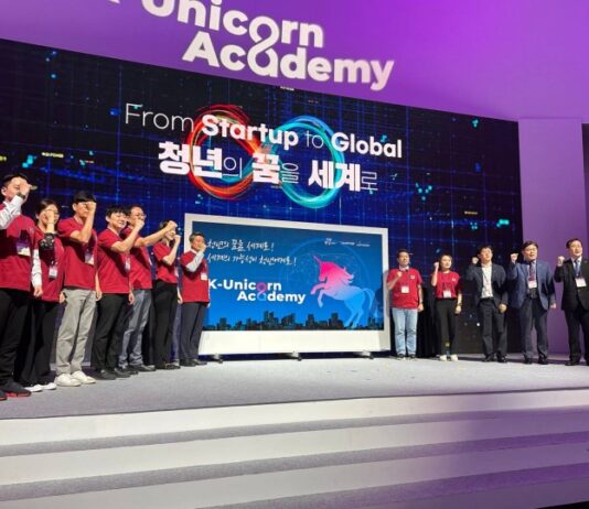 “청년 창업가, 대한민국의 엔진”…’2025년 청년창업사관학교’ 출정